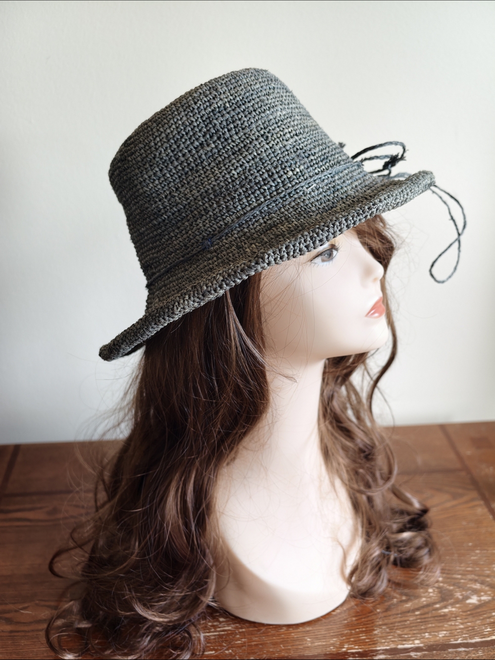 Handmade Raffia Straw Sun Hat - Picture 2 of 8